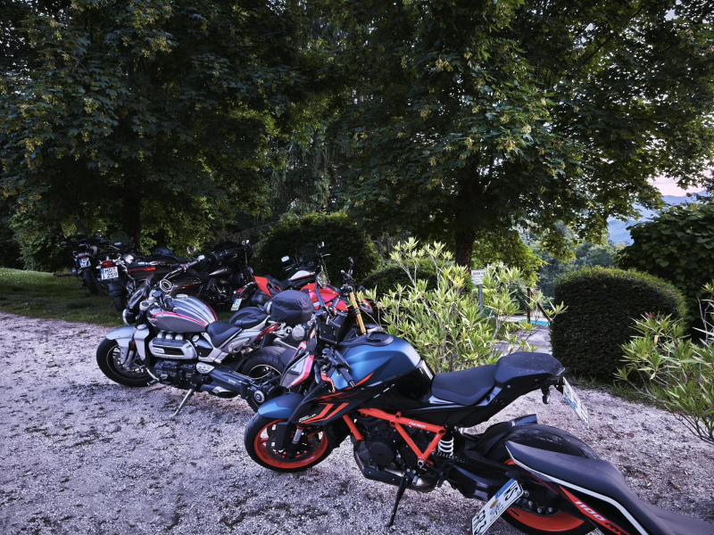 1749473603914