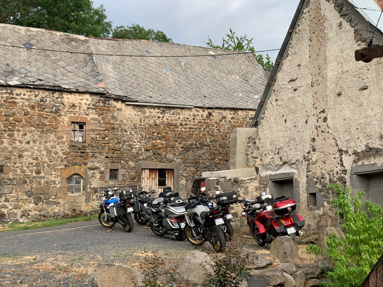 Photo de LES GÎTES AU BOUT DU VILLAGE
