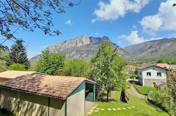 09-CHALETS-ET-GITES-DU-QUIE-0.jpg